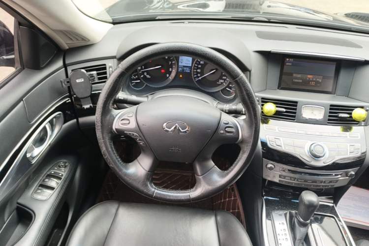 Used Infiniti Q70 2015 Q70L 2.5L Elite Edition Steering Wheel