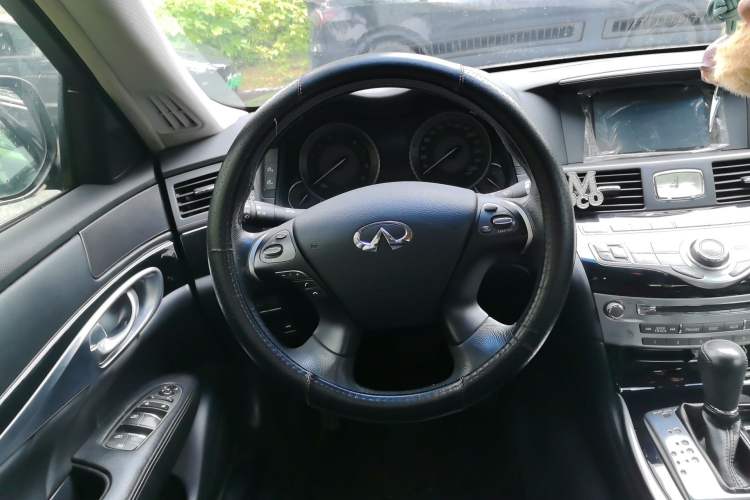 Used Infiniti Q70 2015 Q70L 2.5L Elite Edition Steering Wheel