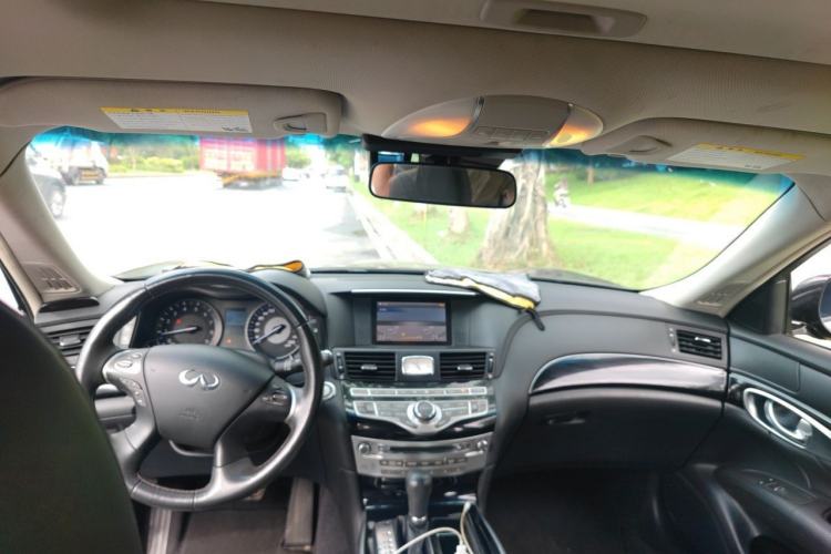 Used Infiniti Q70 2015 Q70L 2.5L Elite Edition Center Console