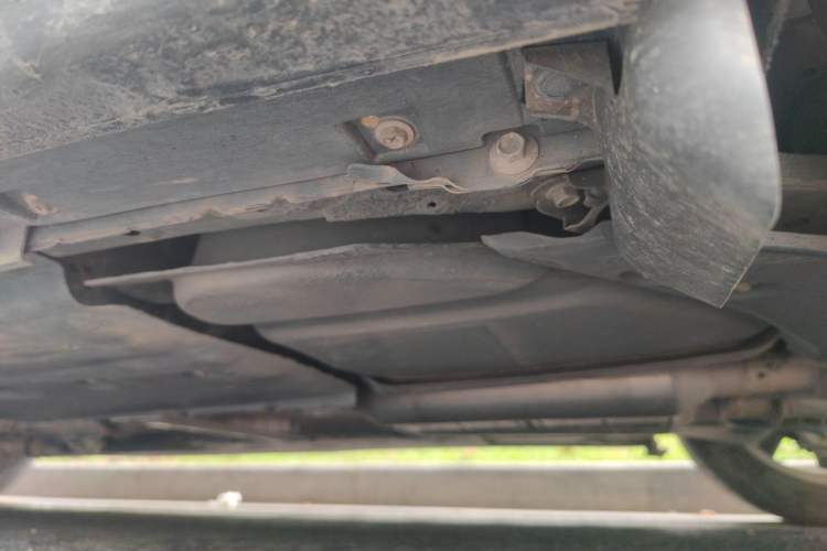 Used Infiniti Q70 2015 Q70L 2.5L Elite Edition Chassis Rear Left
