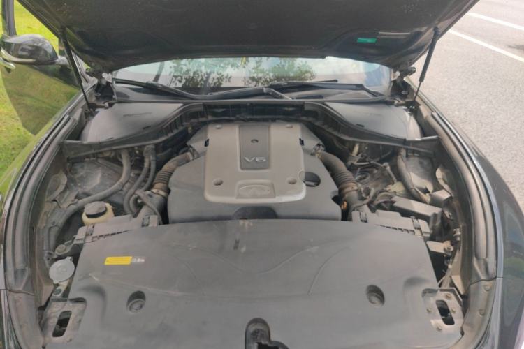 Used Infiniti Q70 2015 Q70L 2.5L Elite Edition Engine Bay