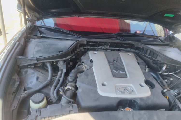 Used Infiniti Q70 2015 Q70L 2.5L Enjoyment Edition Engine Bay Right