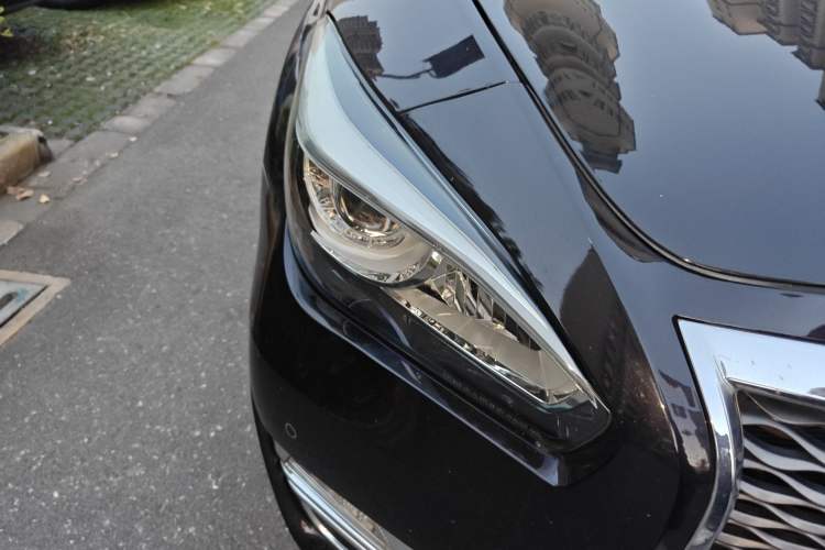 Used Infiniti Q70 2015 Q70L 2.5L Enjoyment Edition Right Front Headlight