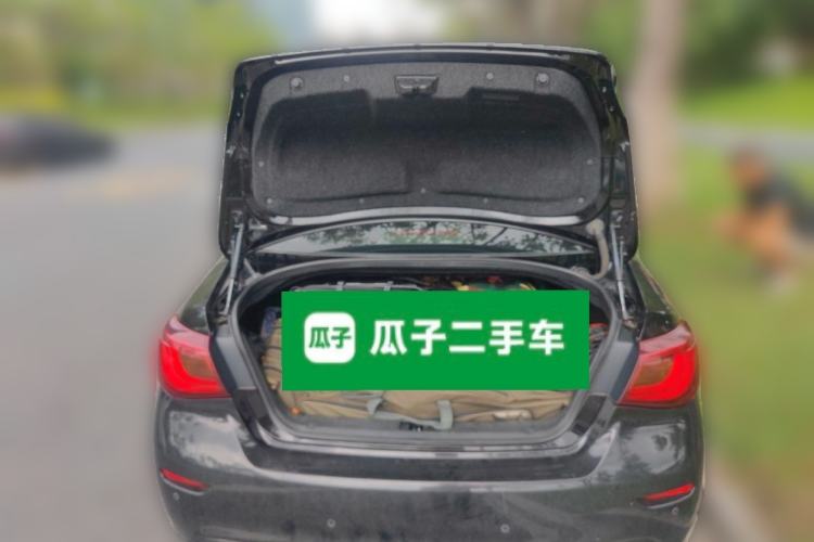 Used Infiniti Q70 2015 Q70L 2.5L Elite Edition Trunk