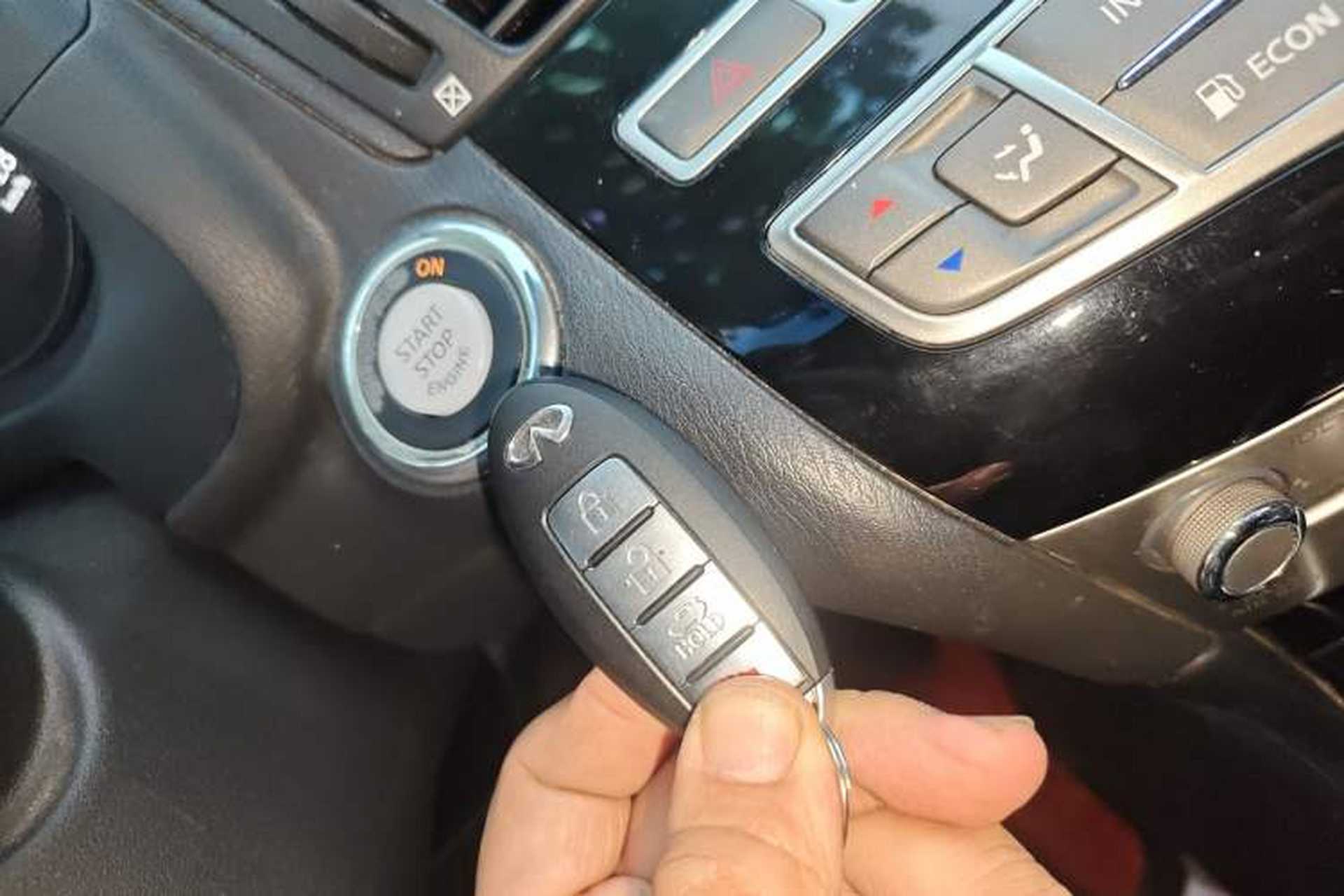 Used Infiniti Q70 2015 Q70L 2.5L Elite Edition Vehicle Key