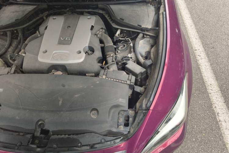 Used Infiniti Q70 2015 Q70L 2.5L Enjoyment Edition Engine Bay Left