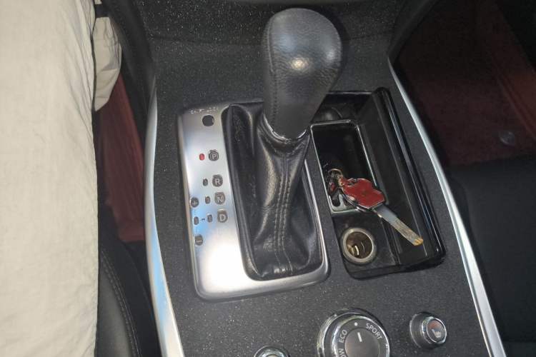Used Infiniti Q70 2015 Q70L 2.5L Enjoyment Edition Gear Lever