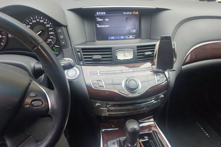 Used Infiniti Q70 2015 Q70L 2.5L Enjoyment Edition Audio And AC Panel