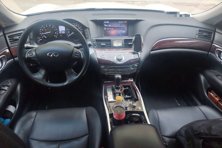 Used Infiniti Q70 2015 Q70L 2.5L Enjoyment Edition Center Console