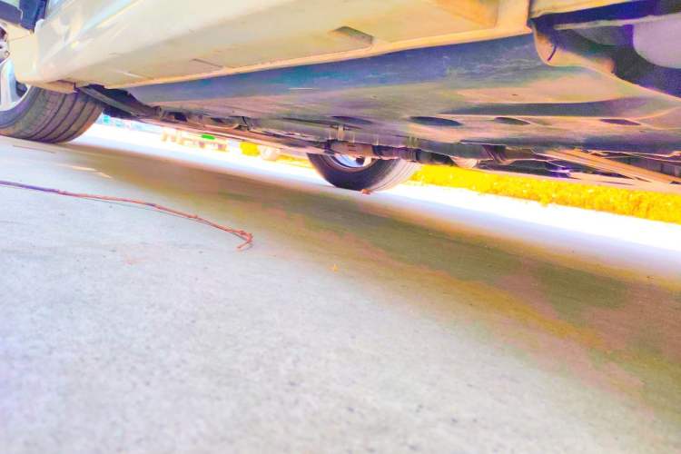 Used Infiniti Q70  Chassis Rear Left
