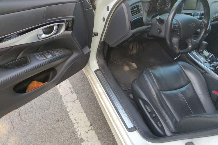 Used Infiniti Q70 2015 Q70L 2.5L Elite Edition Driver Seat