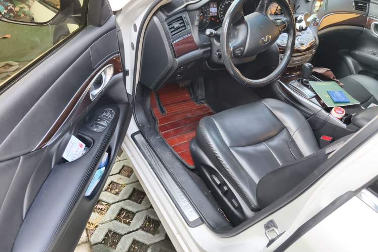 Used Infiniti Q70 2015 Q70L 2.5L Enjoyment Edition Driver Seat