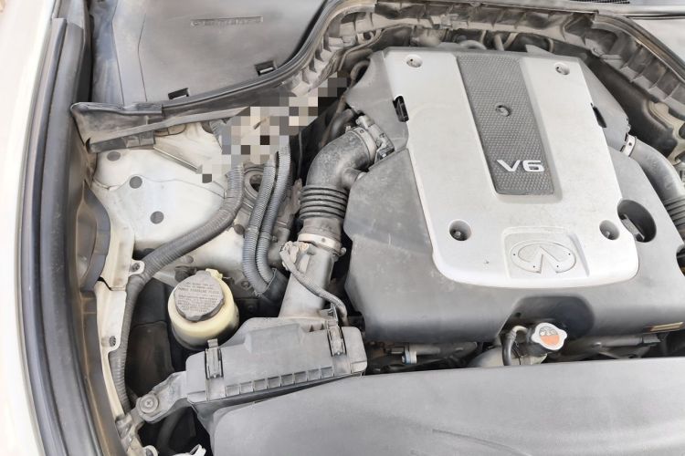 Used Infiniti Q70 2015 Q70L 2.5L Enjoyment Edition Engine Bay Right