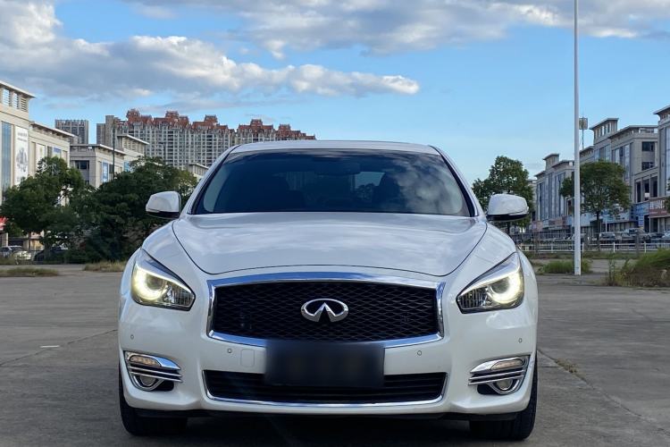 Used Infiniti Q70 2015 Q70L 2.5L Enjoyment Edition Exterior 1