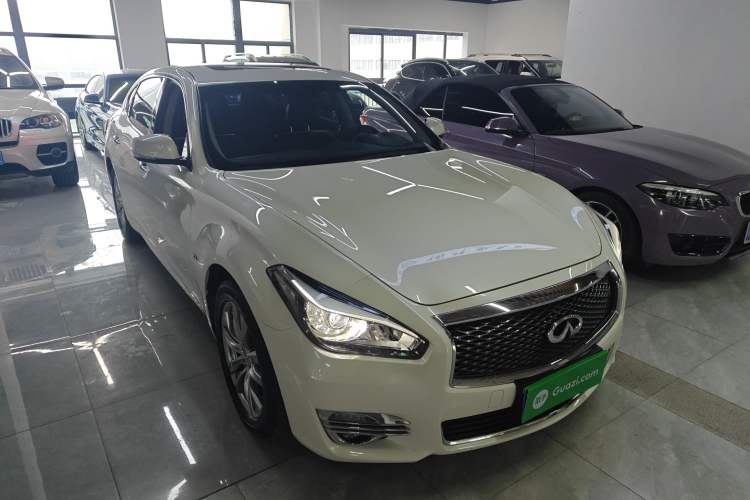 Used Infiniti Q70 2015 Q70L 2.5L Elite Edition Exterior 1
