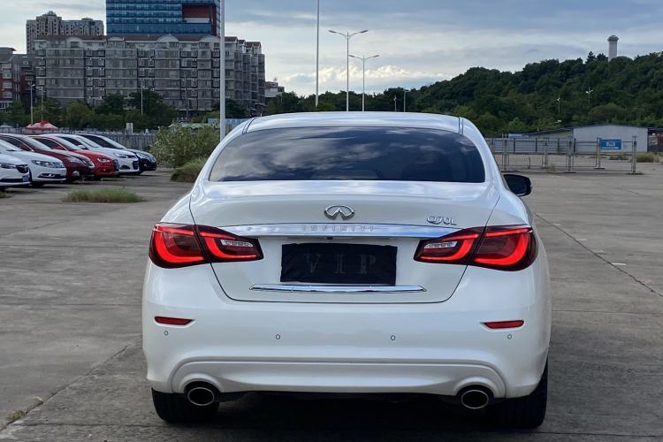 Used Infiniti Q70 2015 Q70L 2.5L Enjoyment Edition Exterior 3