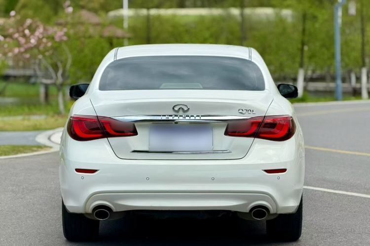 Used Infiniti Q70 2015 Q70L 2.5L Elite Edition Exterior 3