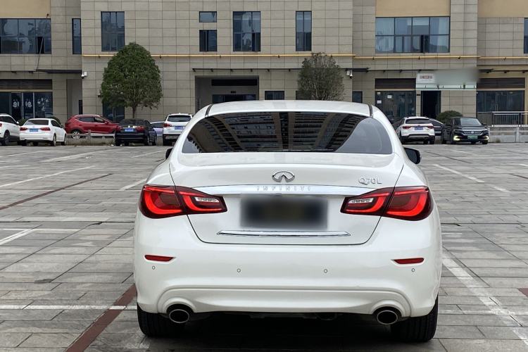Used Infiniti Q70 2015 Q70L 2.5L Enjoyment Edition Exterior 4