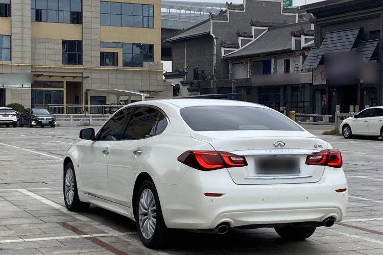Used Infiniti Q70 2015 Q70L 2.5L Enjoyment Edition Exterior 5