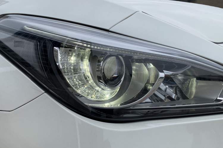 Used Infiniti Q70 2015 Q70L 2.5L Enjoyment Edition Exterior 6