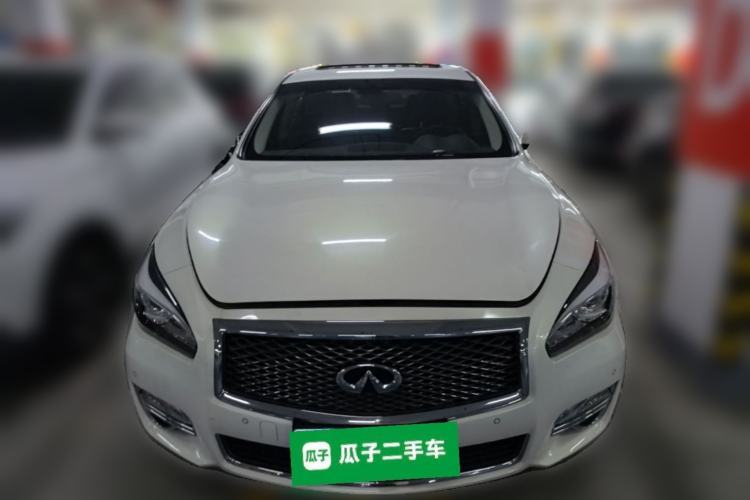 Used Infiniti Q70 2015 Q70L 2.5L Enjoyment Edition Front