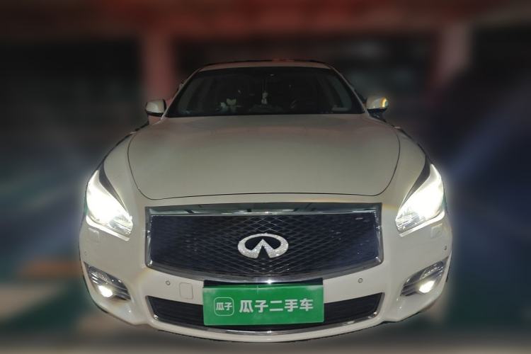 Used Infiniti Q70 2015 Q70L 2.5L Luxury Edition Front