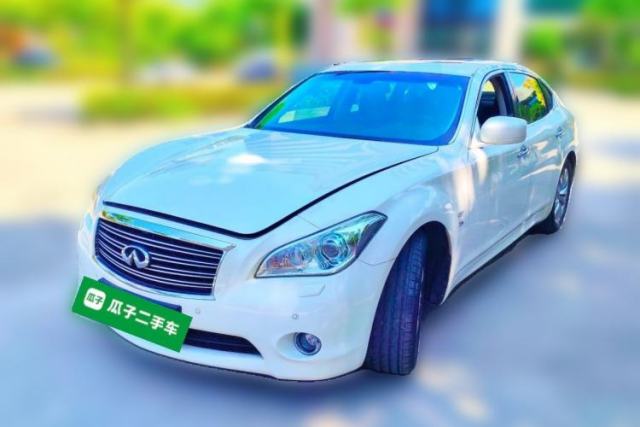 Used Infiniti Q70 