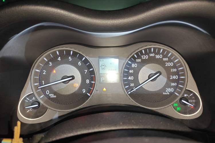 Used Infiniti Q70 2015 Q70L 2.5L Luxury Edition Instrument Cluster