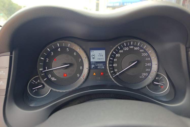 Used Infiniti Q70 2015 Q70L 2.5L Elite Edition Instrument Cluster