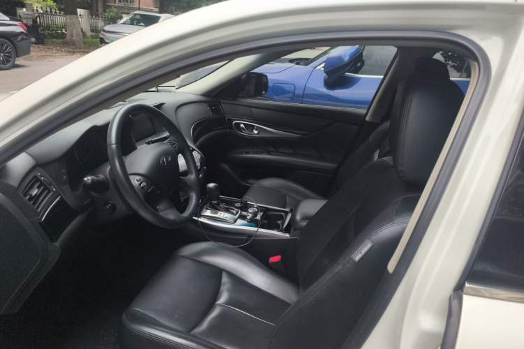Used Infiniti Q70 2015 Q70L 2.5L Elite Edition Left Front Seat