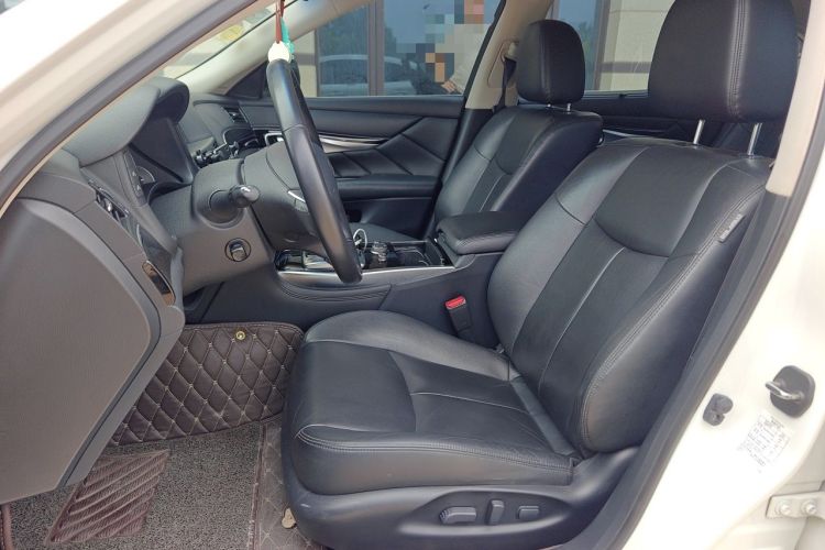 Used Infiniti Q70 2015 Q70L 2.5L Elite Edition Left Front Seat