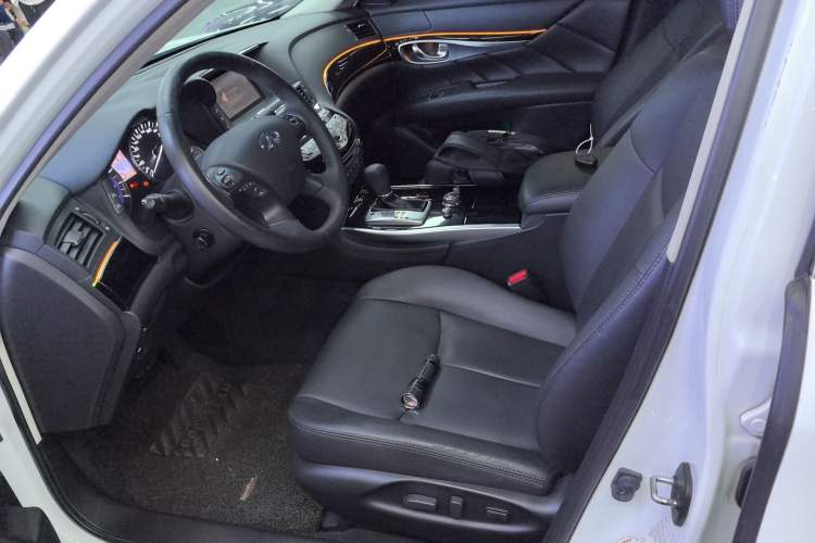 Used Infiniti Q70 2015 Q70L 2.5L Elite Edition Left Front Seat
