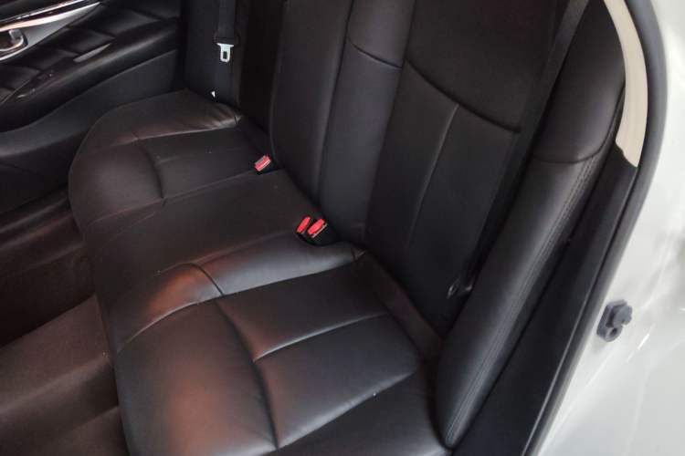 Used Infiniti Q70 2015 Q70L 2.5L Elite Edition Left Rear Seat