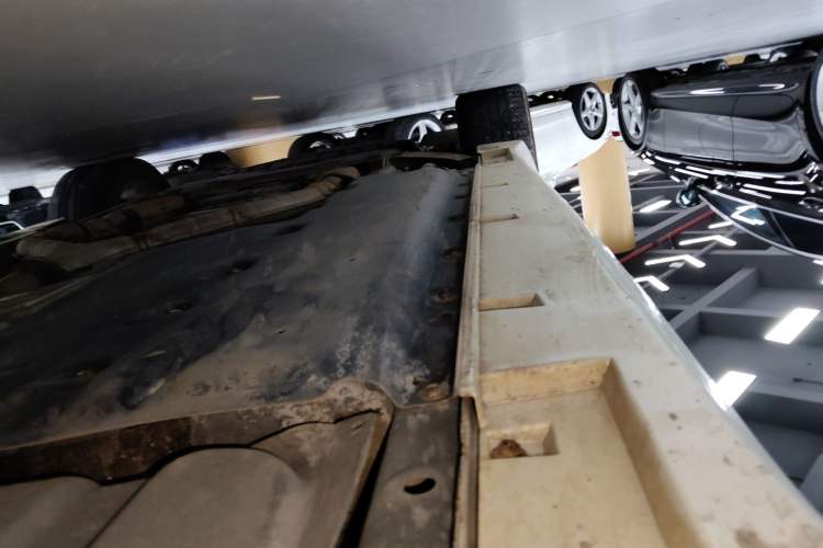 Used Infiniti Q70 2015 Q70L 2.5L Elite Edition Left Side Sill
