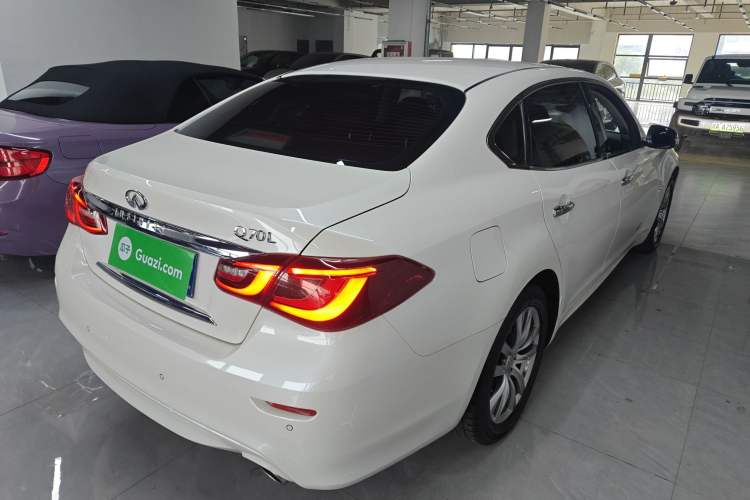 Used Infiniti Q70 2015 Q70L 2.5L Elite Edition Rear Right 45 Deg