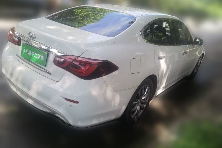 Used Infiniti Q70 2015 Q70L 2.5L Elite Edition Rear Right 45 Deg