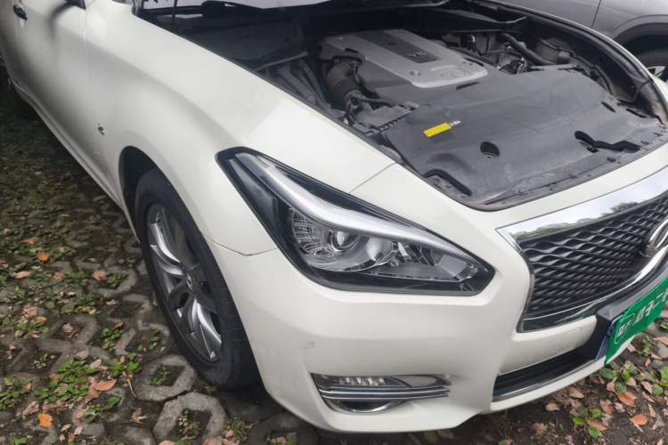 Used Infiniti Q70 2015 Q70L 2.5L Elite Edition Right Front Headlight
