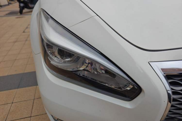 Used Infiniti Q70 2015 Q70L 2.5L Elite Edition Right Front Headlight