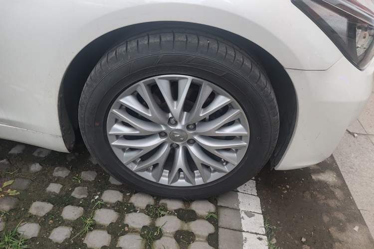Used Infiniti Q70 2015 Q70L 2.5L Enjoyment Edition Right Front Wheel Hub