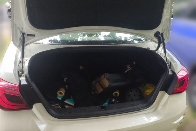 Used Infiniti Q70 2015 Q70L 2.5L Elite Edition Trunk