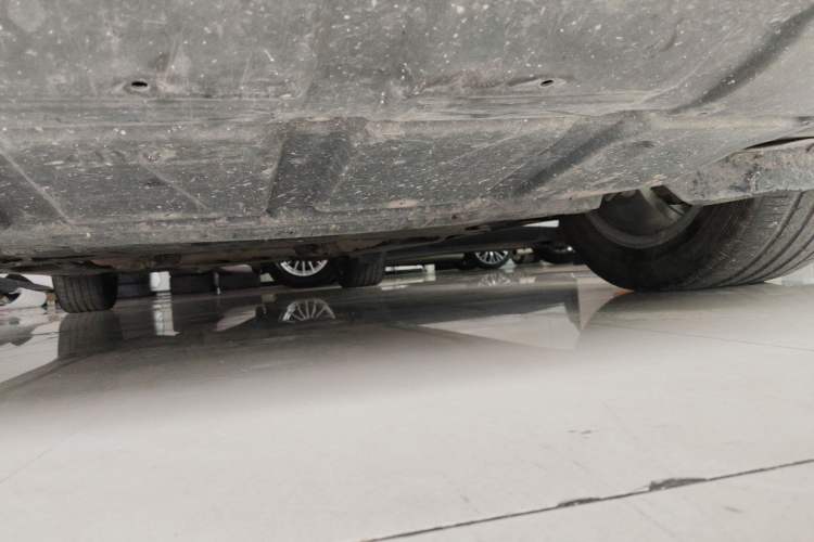 Used Infiniti Q70 2017 Q70L 2.5L Elite Edition Chassis Front Left