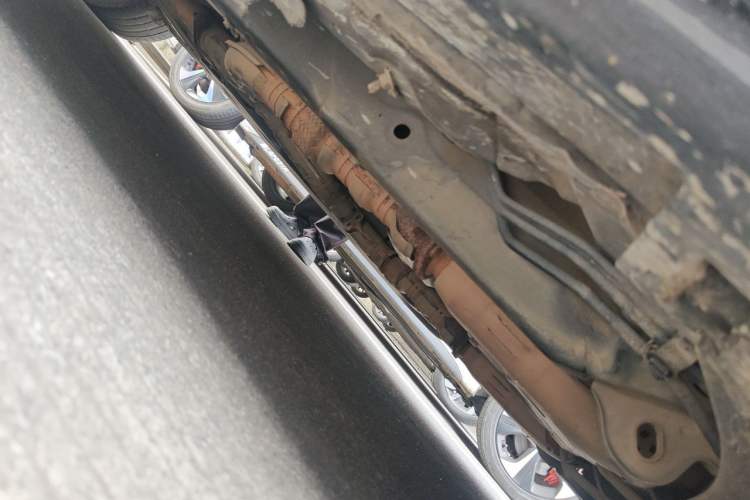 Used Infiniti Q70 2017 Q70L 2.5L Elite Edition Chassis Front Right