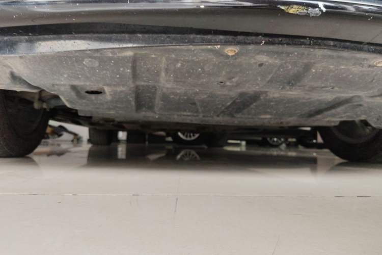 Used Infiniti Q70 2017 Q70L 2.5L Elite Edition Chassis Front