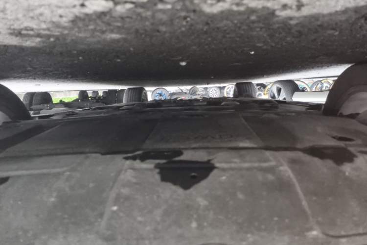 Used Infiniti Q70 2017 Q70L 2.5L Elite Edition Chassis Front