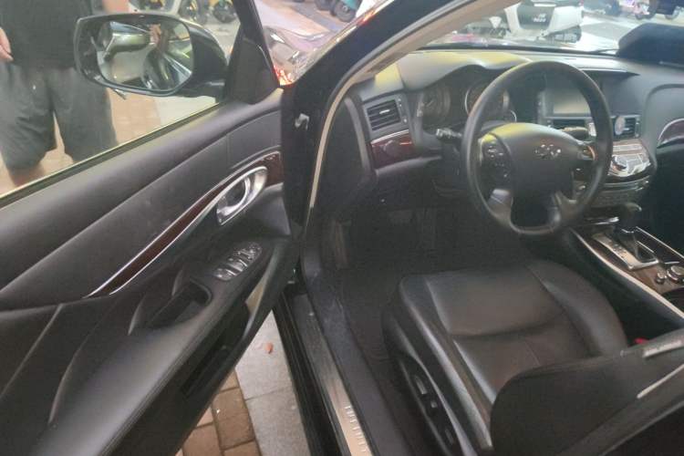 Used Infiniti Q70 2017 Q70L 2.5L Enjoyment Edition Driver Seat