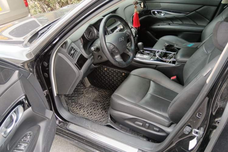 Used Infiniti Q70 2017 Q70L 2.5L Elite Edition Driver Seat