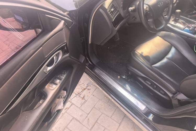 Used Infiniti Q70 2017 Q70L 2.5L Elite Edition Driver Seat