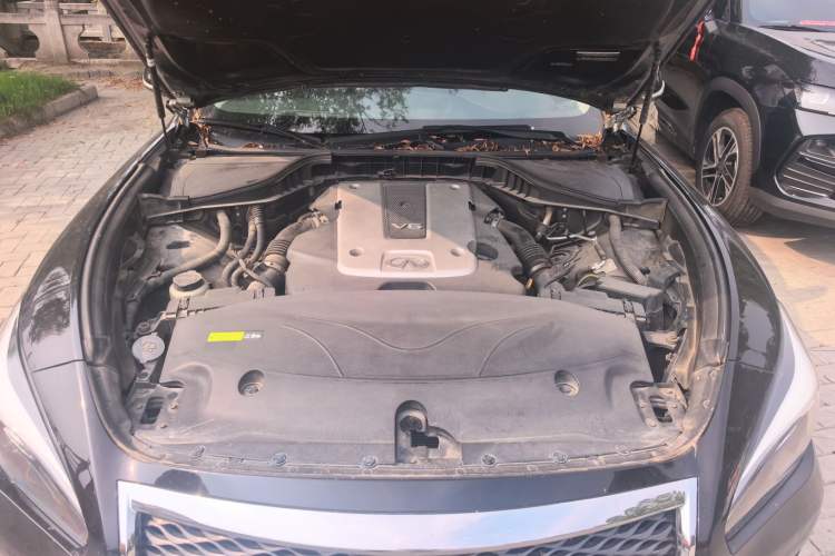 Used Infiniti Q70 2017 Q70L 2.5L Elite Edition Engine Bay