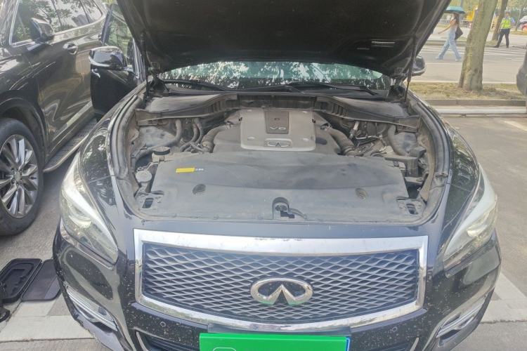 Used Infiniti Q70 2017 Q70L 2.5L Elite Edition Engine Bay