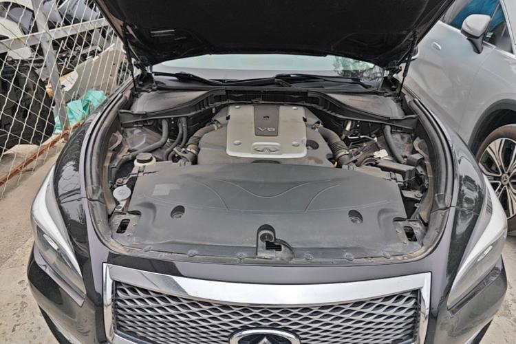 Used Infiniti Q70 2017 Q70L 2.5L Elite Edition Engine Bay